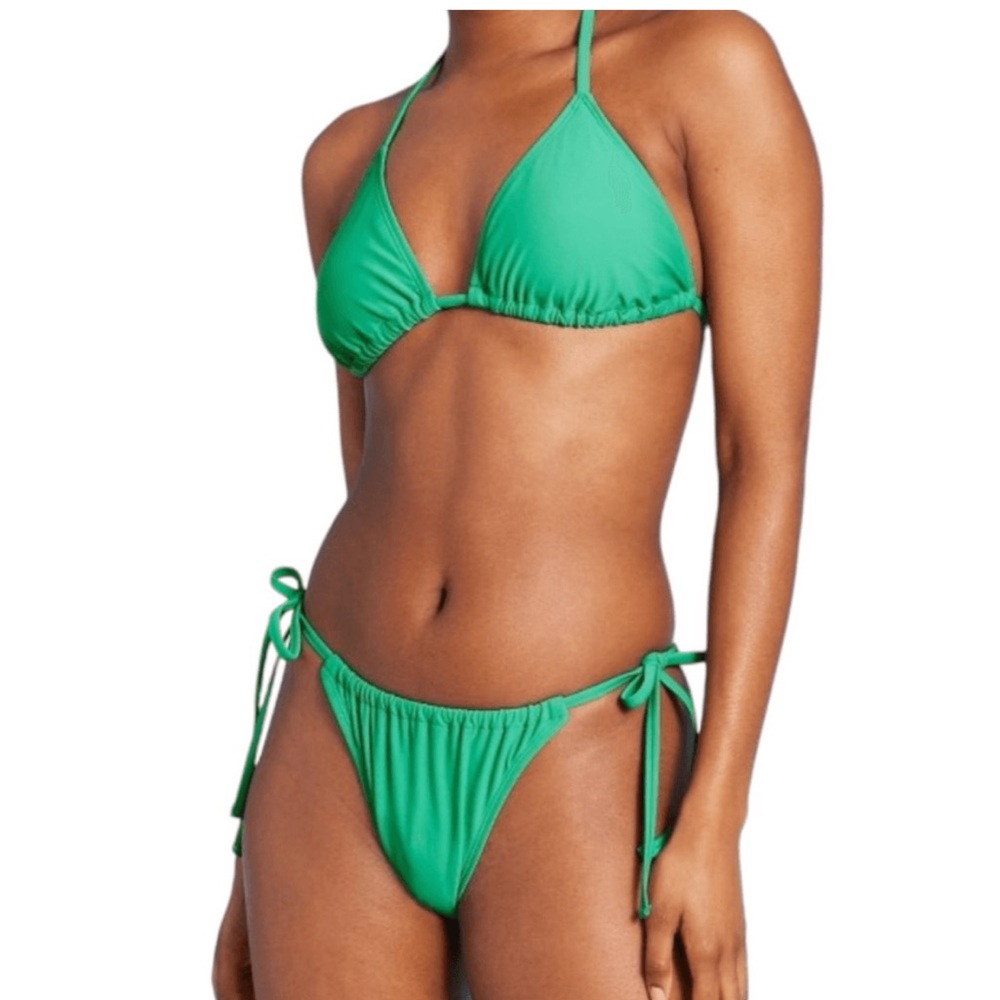 Wild Fable kelly green string bikini low rise cheeky high thighs Bottom L 12/14
